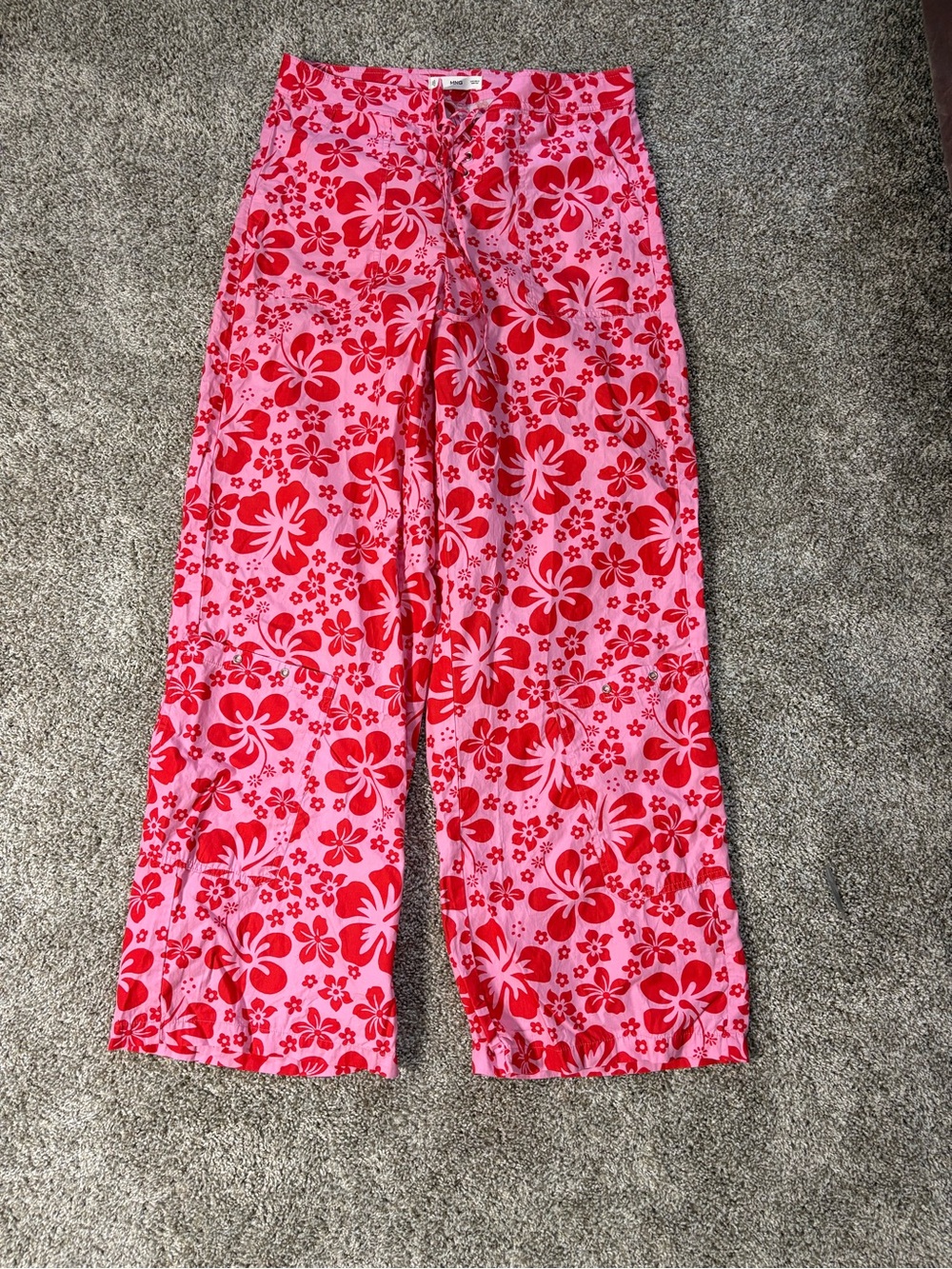 Mango Cargo Wide Leg Hawaiian print lace up pants